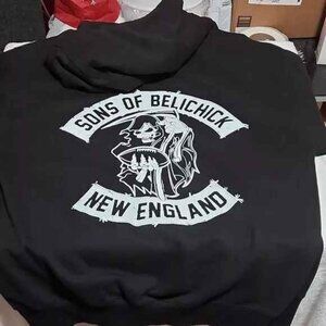 New England Pat's SONS OF BELICHICK Sideline Hoodie M-L SEE DESCRIPTION!!